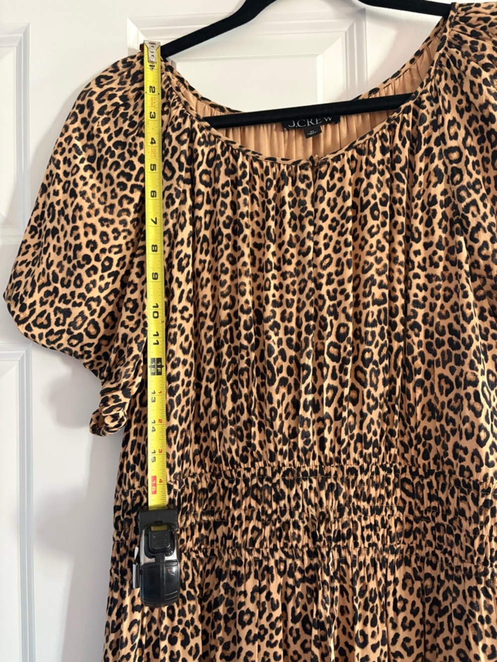 J Crew Elena Puff Sleeve Dress in Leopard Crepe de Chine - Picture 4 of 4